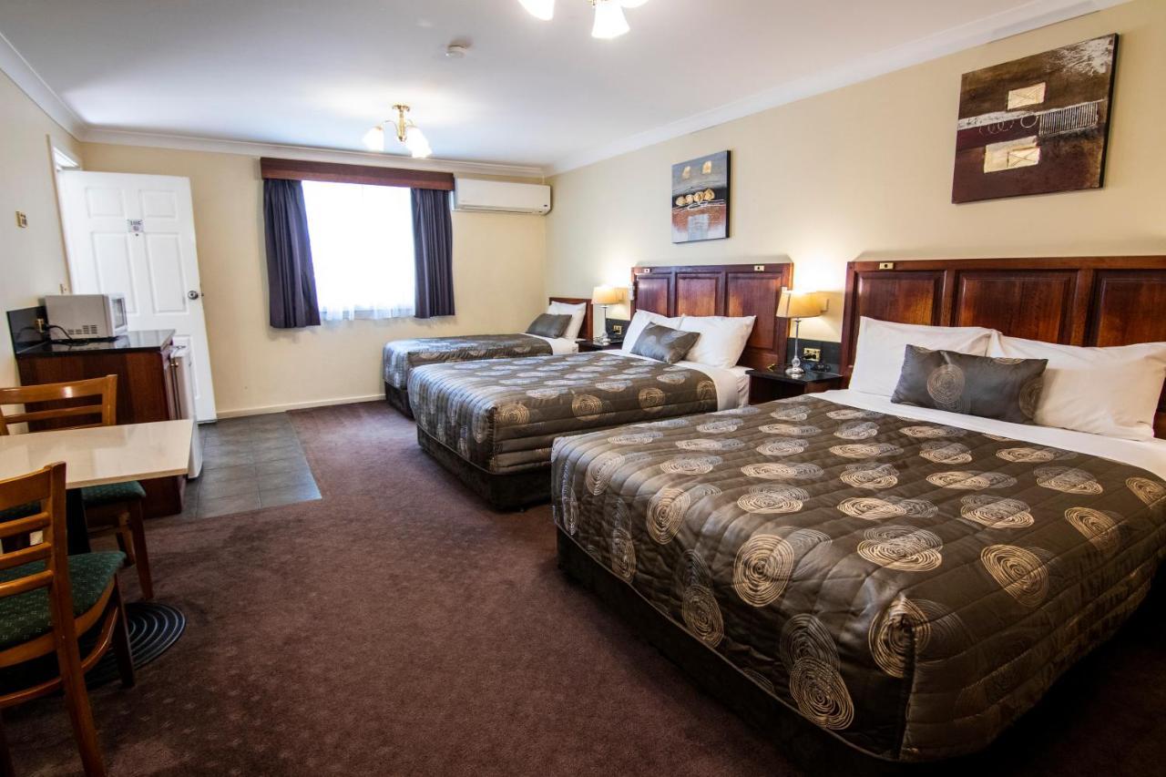 Albury Georgian Motel & Suites Экстерьер фото