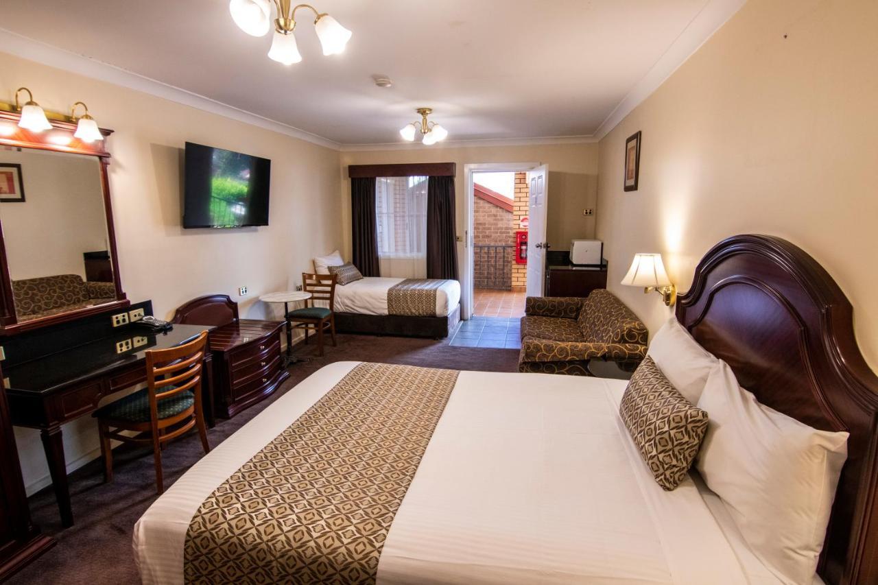 Albury Georgian Motel & Suites Экстерьер фото